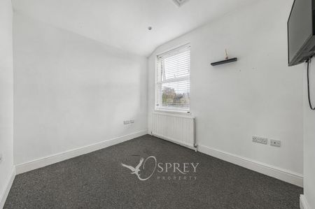 2 bedroom maisonette to rent - Photo 2