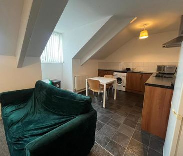 1 bedroom flat to rent - Photo 4