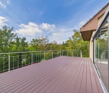 Maison jumelée rénovée de 5.5 pièces avec jardin, véranda et grand ... - Photo 2