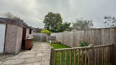 2 bedroom House To Let - Photo 2