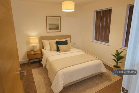 2 bedroom flat to rent - Photo 3