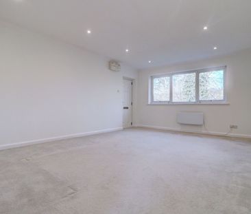 2 bedroom flat to rent, - Photo 6