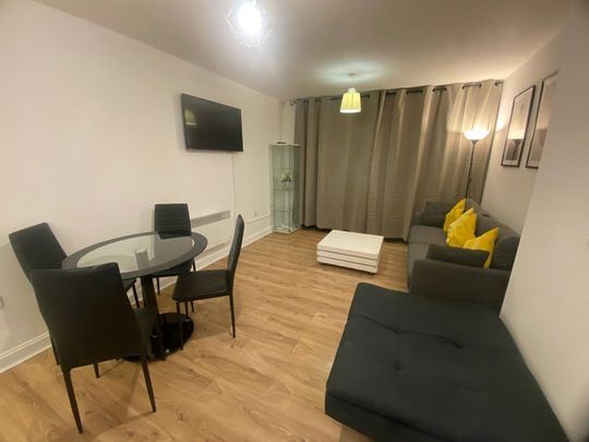 2 Bed Flat, Southside, B5 - Photo 1