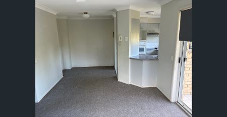 2 Bedroom Unit in gated secure complex - Photo 5