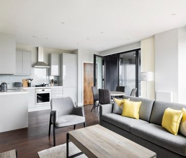 2 Bed Flat, Handlebury House, E14 - Photo 3