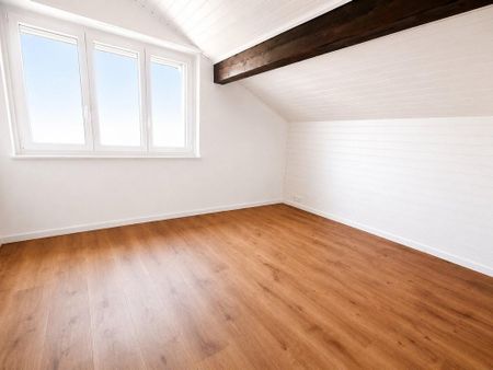 Gemütliche 3-Zimmer-Wohnung im Dachgeschoss - Photo 3