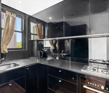 Cahors - Unfurnished - Available 27th October - Photo 6
