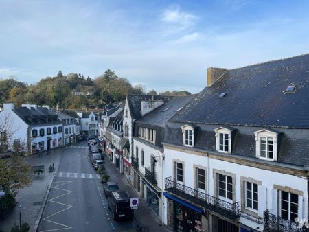 PONT-AVEN, centre-ville, duplex à louer Place Julia, au c?ur de la cité des peintres, vue enso... - Photo 5
