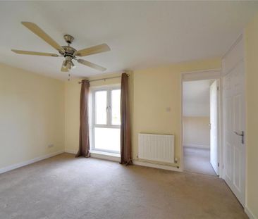 2 bedroom end of terrace house to rent - Photo 4
