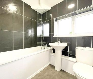 2 bedroom semi-detached house to rent - Photo 2