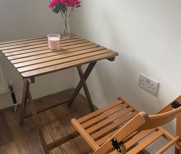 Studio Flat, Corringway, W5 - Photo 1