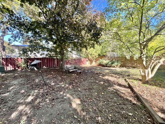 For Lease - 120 Hawthorne Road Unit# 1, London North, Ontario - Photo 1