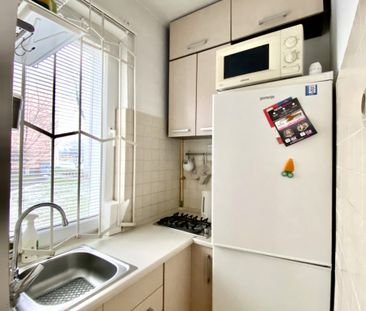 Akademia Medyczna i Wydział Fizyki Stara Ochota - Zdjęcie 3