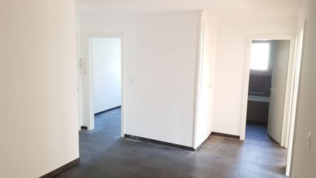 Bel appartement de 3.5 pièces entièrement rénové proche des commodités - Foto 5