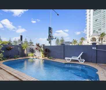 5/2 Broad Street, Labrador, Qld 4215 - Photo 4
