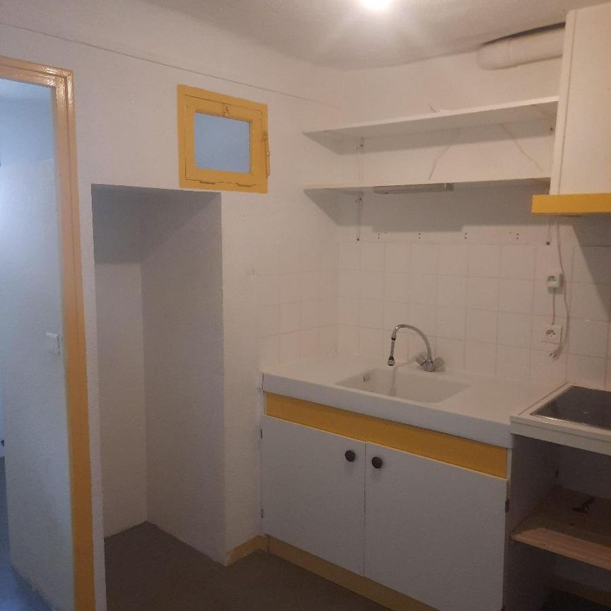 Location Appartement 2 pièces 29m² LORGUES 83510 - Photo 1