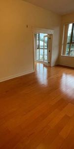 2 Bed + 2 BA +1 Large DEN +1 Flex+2Parkings Vancouver Quilchena Park!! - Photo 3