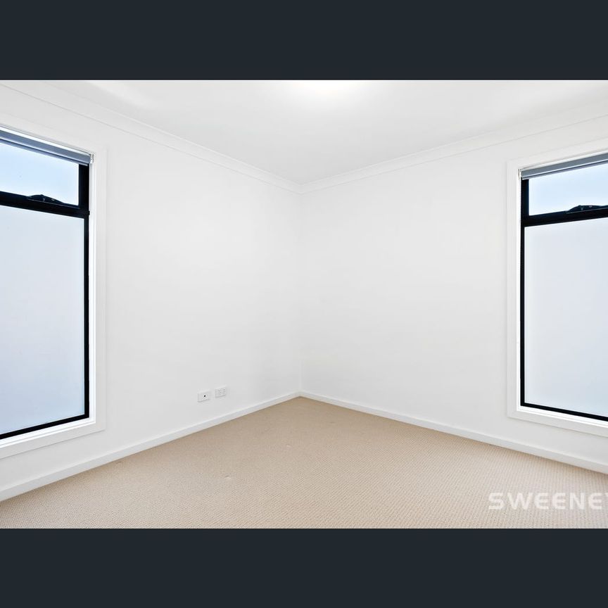 1/12 Brennan Court, Altona Meadows, Vic 3028 - Photo 1