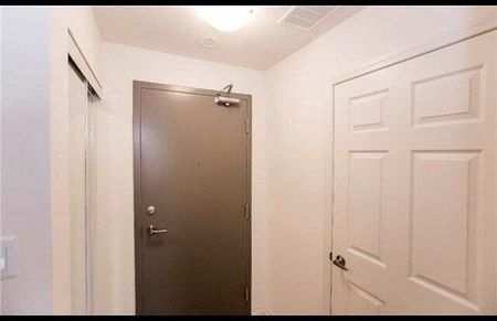 For Lease - 50 Sky Harbour Drive Unit# 209, Brampton, Ontario - Photo 2