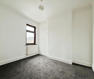 3 bedroom end of terrace house to rent - Photo 6
