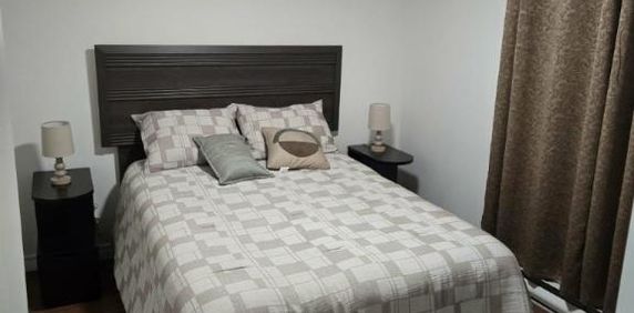 3 1/2 - Longueuil (Le Vieux-Longueuil) - 1 800 $/mois - Photo 2