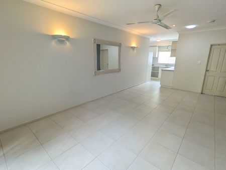 GROUND FLOOR UNIT!!!! - Photo 5