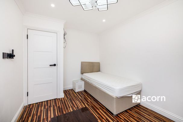 House Share to rent - Chaucer Drive, London, SE1 - Photo 1
