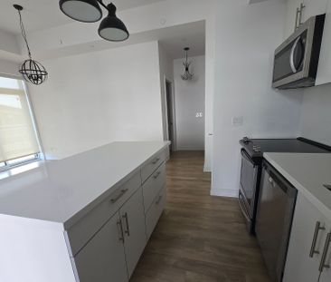 For Lease - 331 Broward Way Unit# 127, Innisfil, Ontario - Photo 4