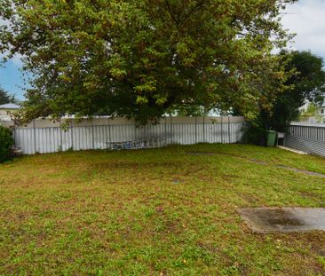 3 BEDROOM HOME - Photo 3