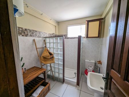 Appartement T4 Saint-Joseph à louer - Photo 5