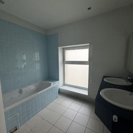 Location Appartement 3 pièces 86m² NANCY 54000 - Photo 3