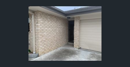 TWO BEDROOM HOME. LOW MAINTENANCE - Photo 4