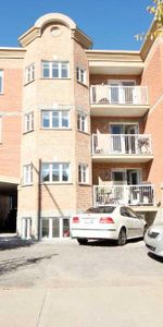 GRAND 31/2 BALCON STATIONNEMENT, ESPACE BUREAU. - Photo 4