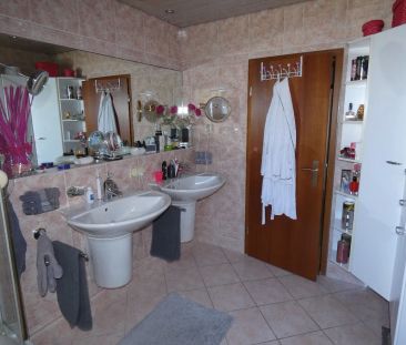 Geräumige 3-Zimmer-Wohnung mit großem Sonnenbalkon im Zweifamilienhaus - Photo 6