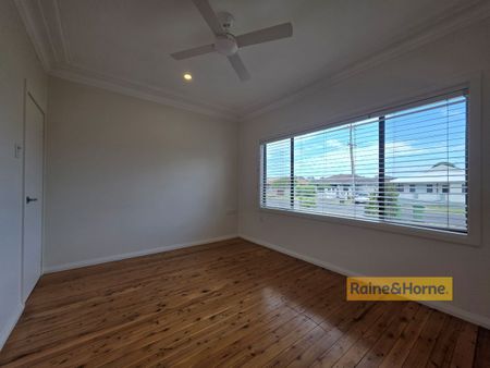 FAMILY HOME IN GREAT LOCATION - Photo 5