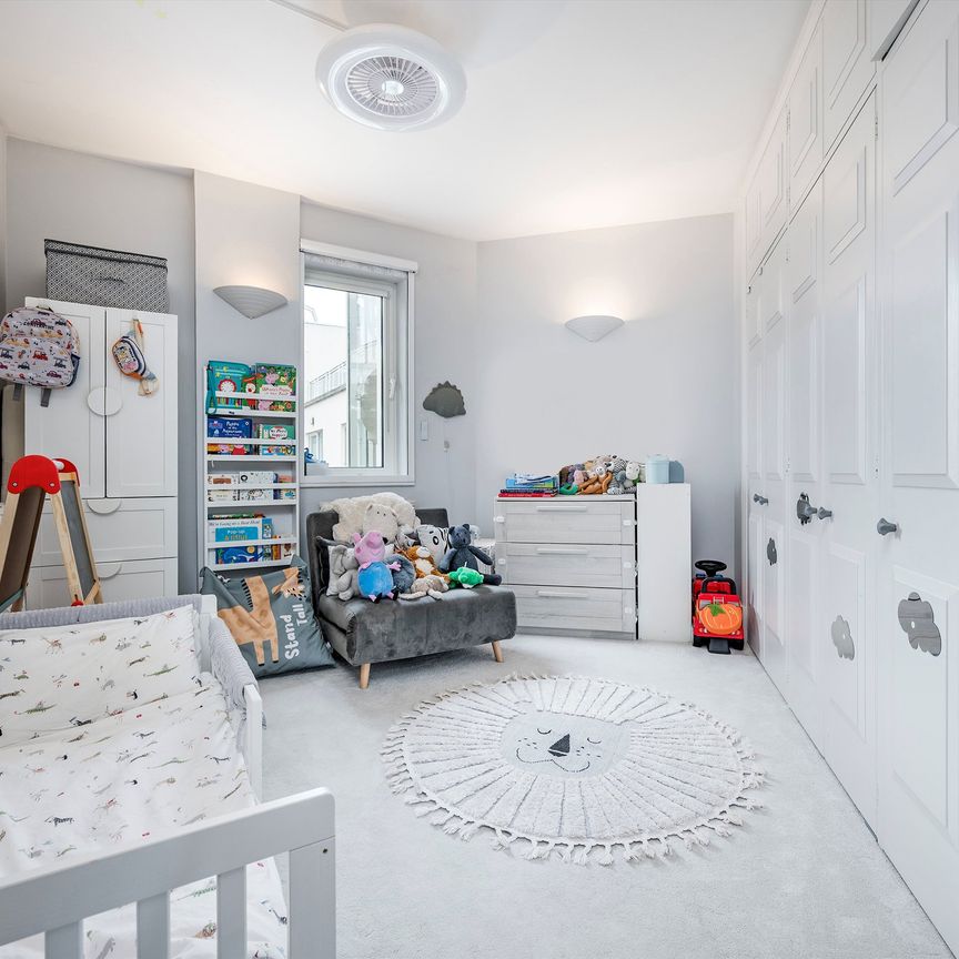 Carlyle Court, SW10, London - Photo 1