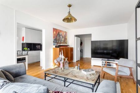 Medsolsbacken, Hässelby - Photo 2