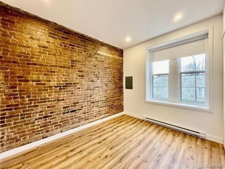 2013 Rue Wellington, #B - Photo 3