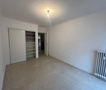 Location Appartement 3 pièces 51m² NICE 06300 - Photo 4