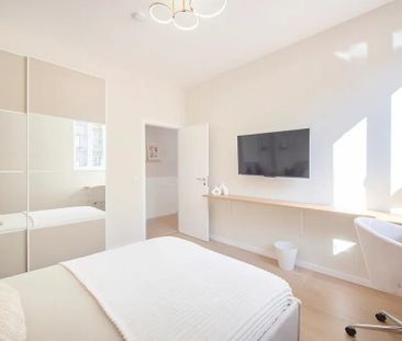 Largo Vitorino Damásio, Lisbon, Lisbon 1200-872 - Photo 2