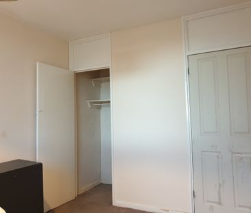 Nice room perfect for student; fine appartment in perfect suburb location - Foto 1