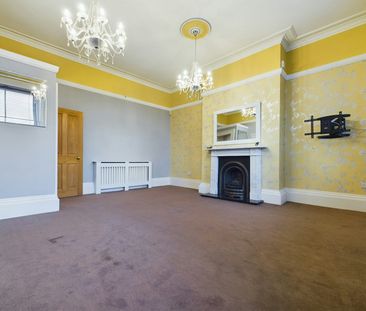 Duplex to rent on - Photo 6