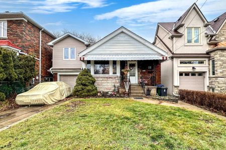 8 Davies Crescent #Lower - Photo 5