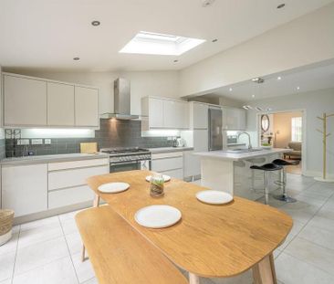 3 bedroom end of terrace house to rent - Photo 5