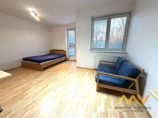 Pronájem útulného bytu 1+kk, 31 m - Fotografie 1