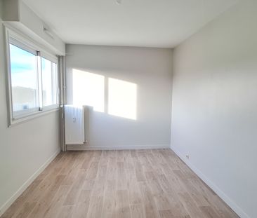 T2 de 56 m² refait à neuf avec belle pièce à vivre - Photo 4