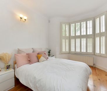 Kimbell Gardens, Parsons Green, London, SW6 - Photo 1