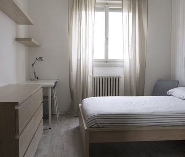 Via Federico Engels, Milan, Lombardy 20153 - Photo 2