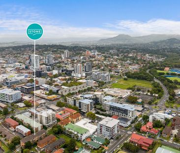 Bright and spacious - Photo 1