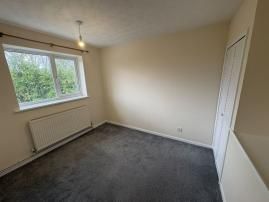 3 Bedroom Semi-Detached House For Rent - Photo 5